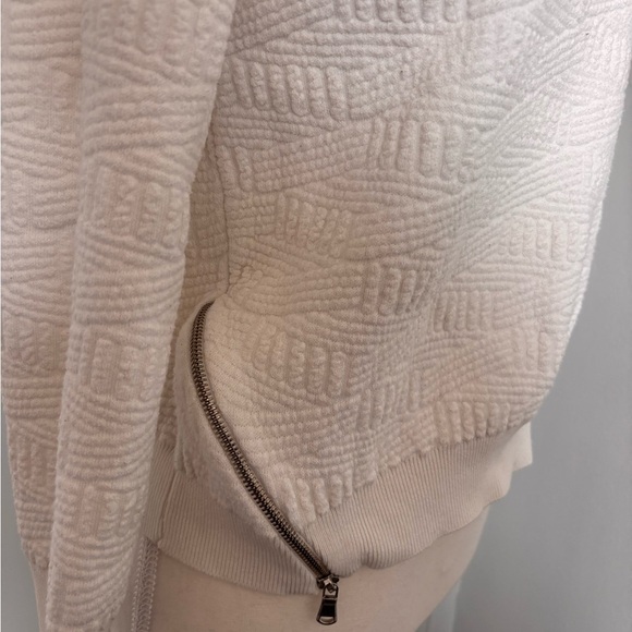 Moth White Crew Neck Sweater Ribbed Knit with side zippers - Picture 6 of 10